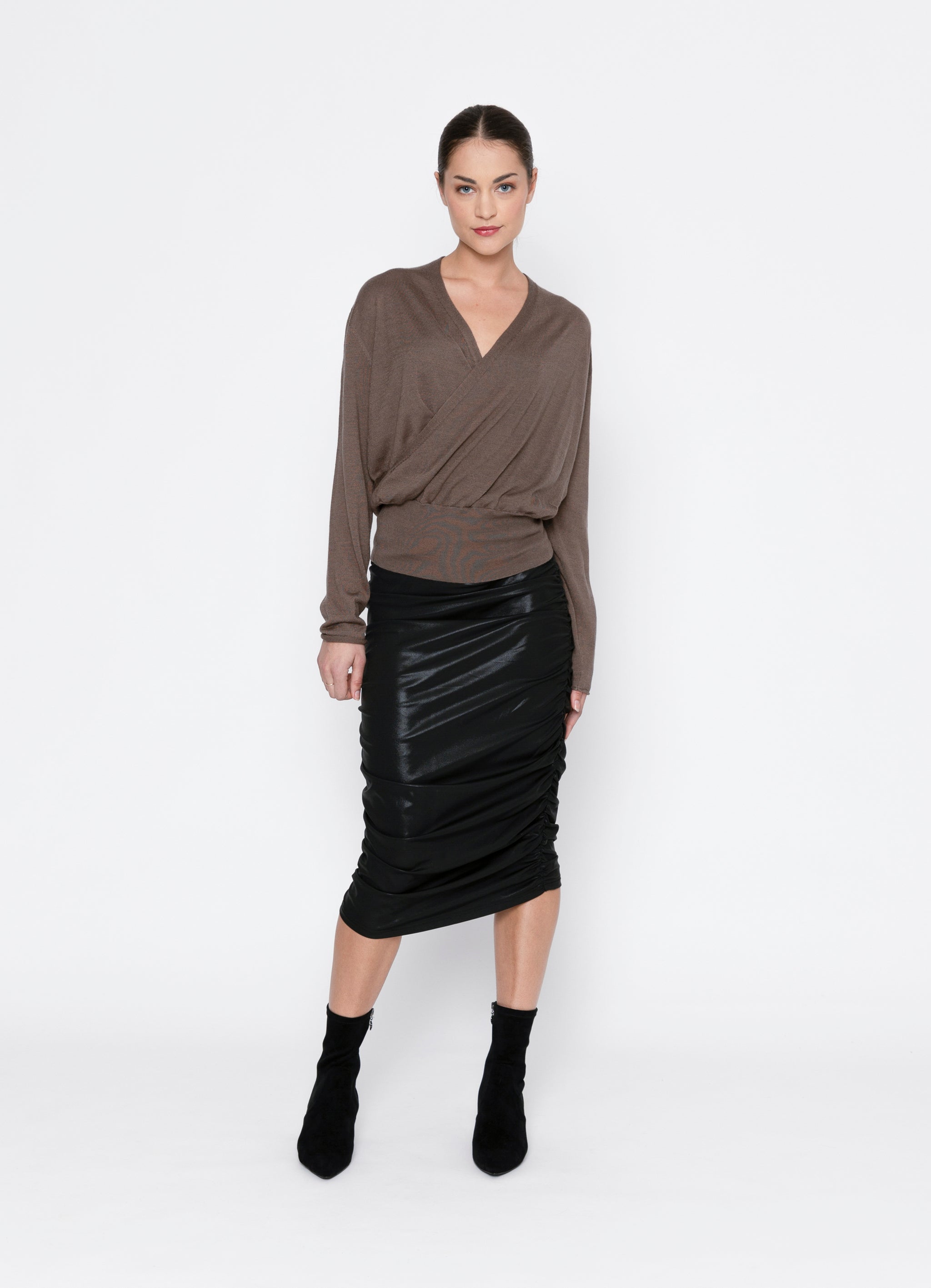 Laurel Shirt Camel Blusser Fra Black Colour