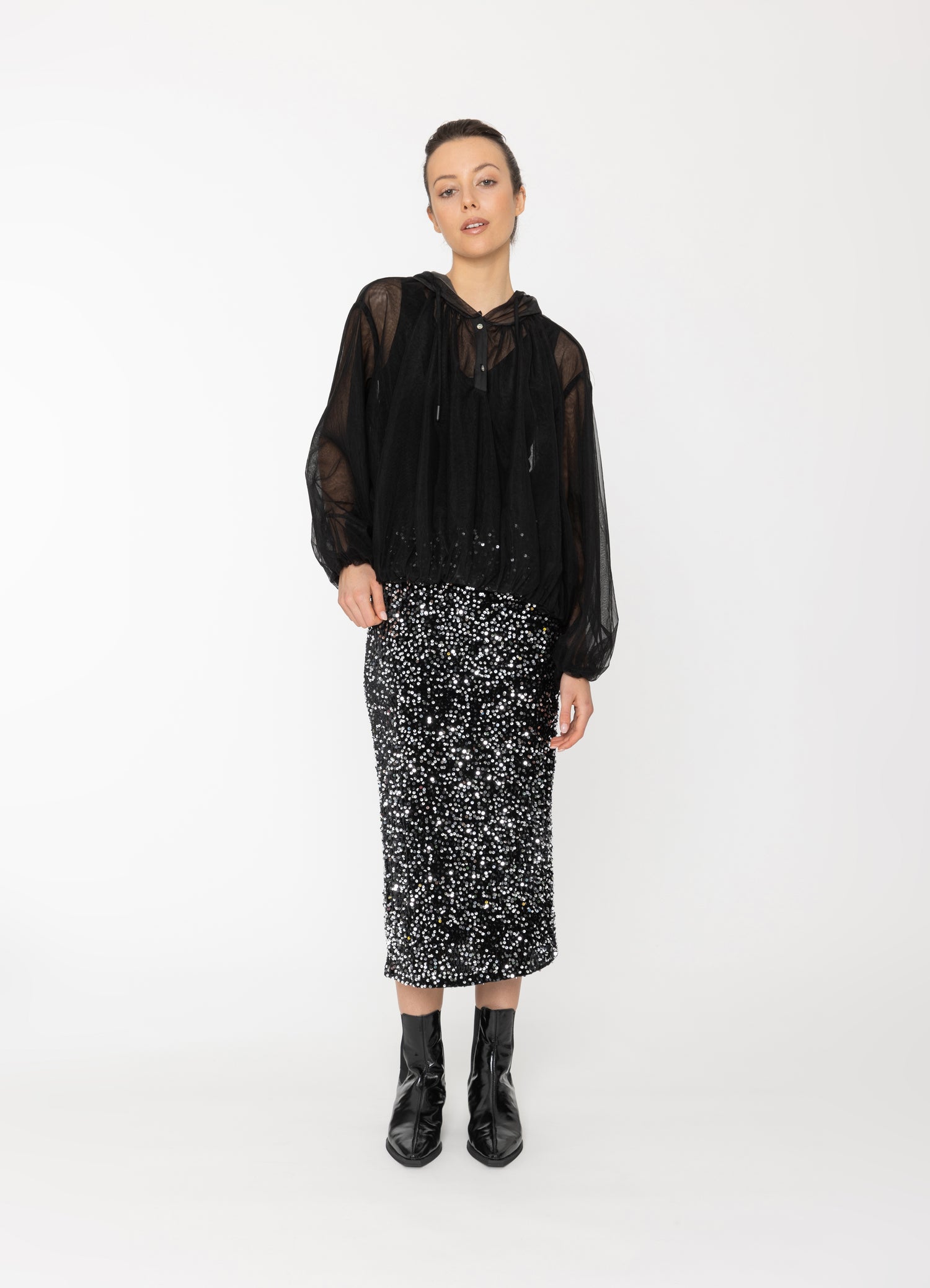 Chelsea Top in Check Blacklist women's top NZ