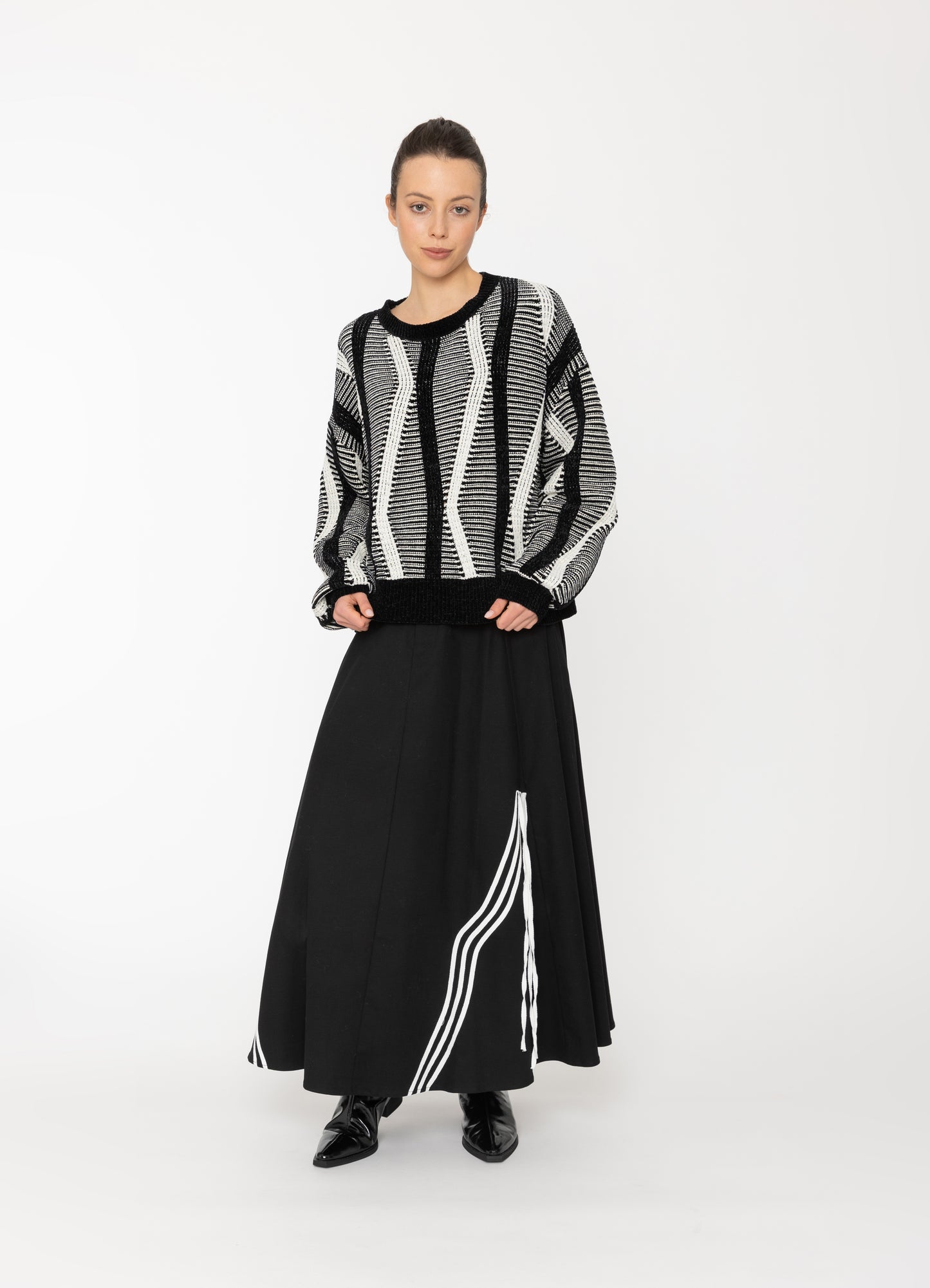 Nalu Top in Black + White Blacklist women's knitwear NZ