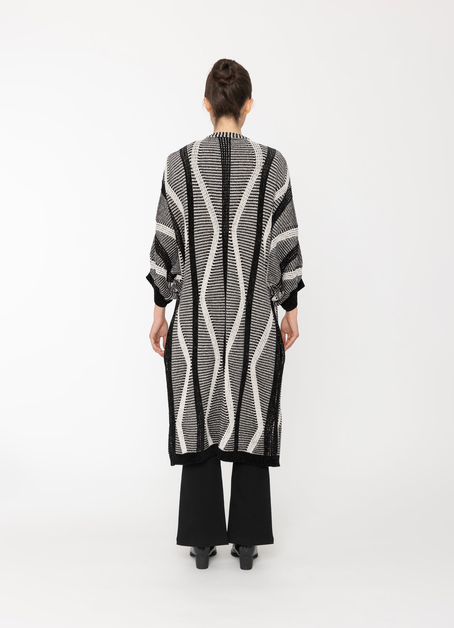 Zale Cardigan in Black + White Blacklist women's cardigan NZ