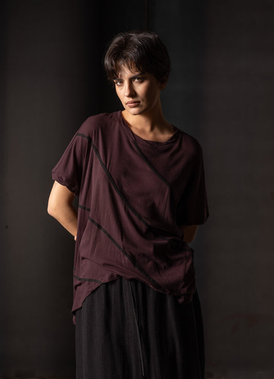 Isa Tee